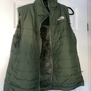 Women’s XL reversible fleece vest